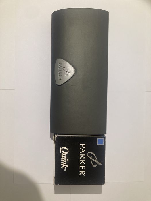 ПРОДАМ СРОЧНО !! Parker 45 в подарочной коробке + фирменные чернила