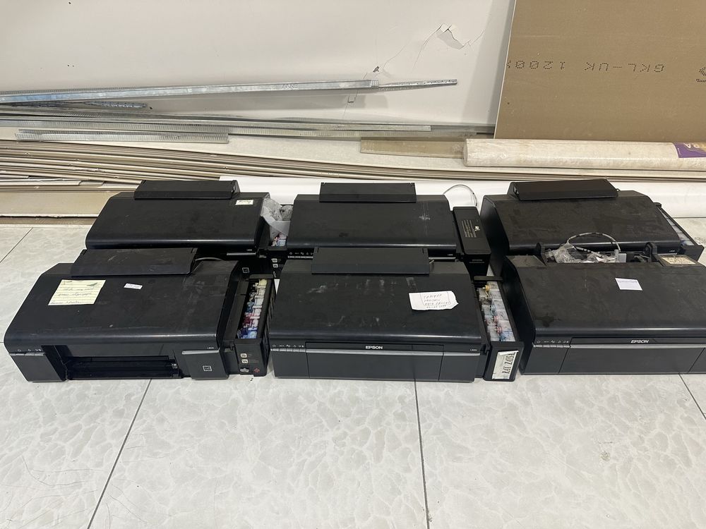 Epson L805 l800 sotiladi holati urtacha