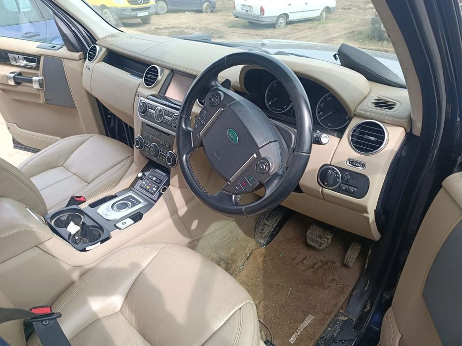 Dezmembrari Land Rover Discovery 4 Motor 3.0tdv6