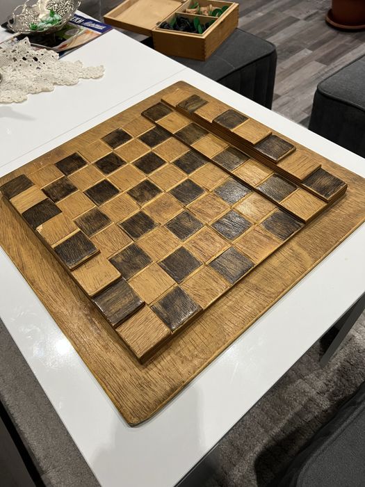 Голям антикварен шах (50 х 50см.)
