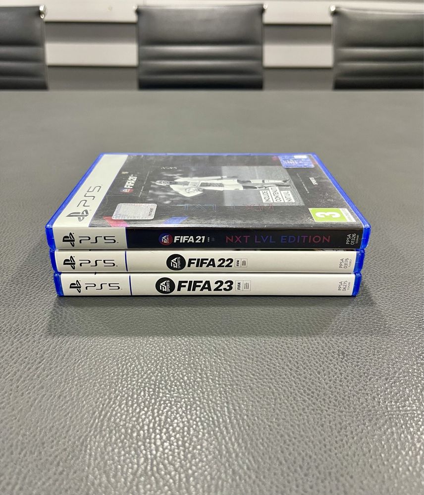 Диски с играми Fifa PS5