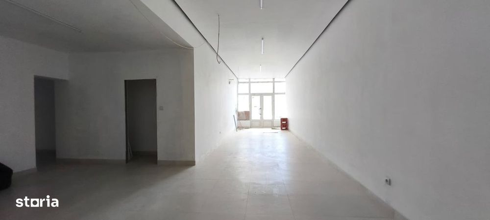 Spatiu comercial Piata Garii, 86 mp