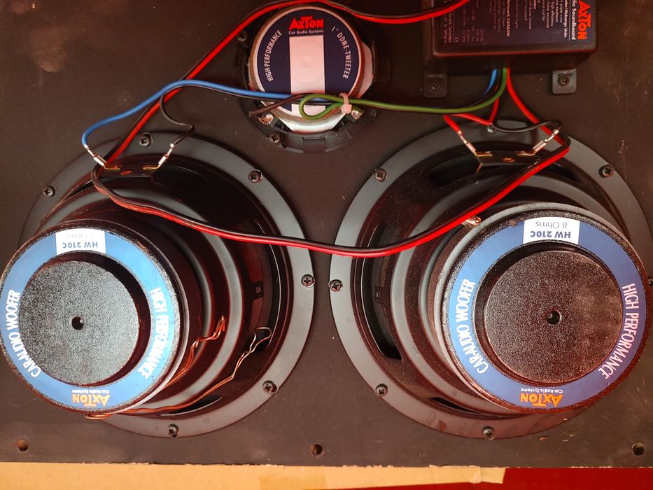 10-инчови говорители четири броя