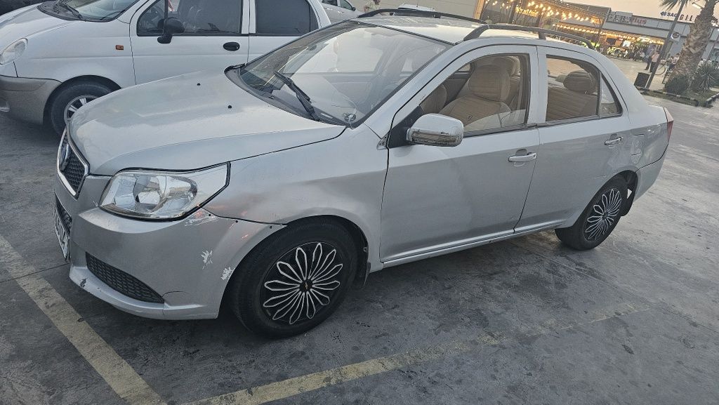 Geely иномарка китайсикй Нексия 3 матизни пулига