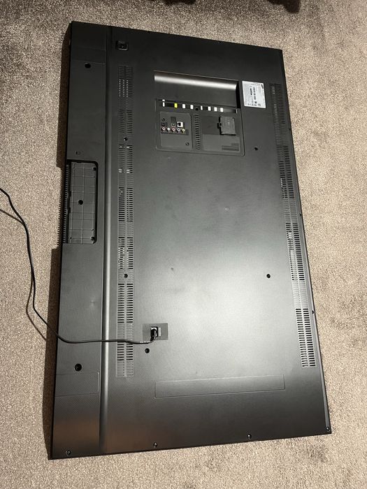 Vând televizor Samsung 55” – Model UE55JUG6400W