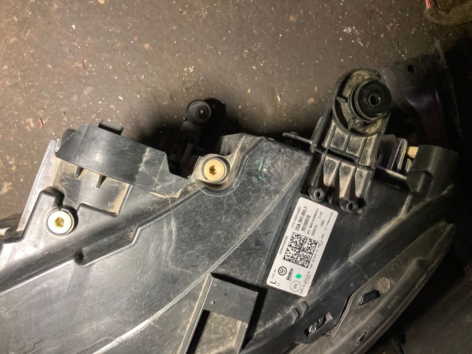 Far Vw T-Roc facelift 2022 - 2023 faruri stanga sreapta full led