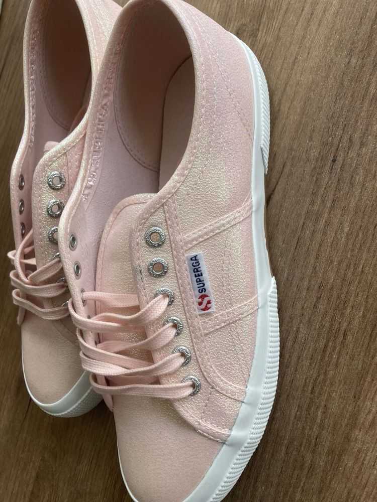 Дамски кецове SUPERGA