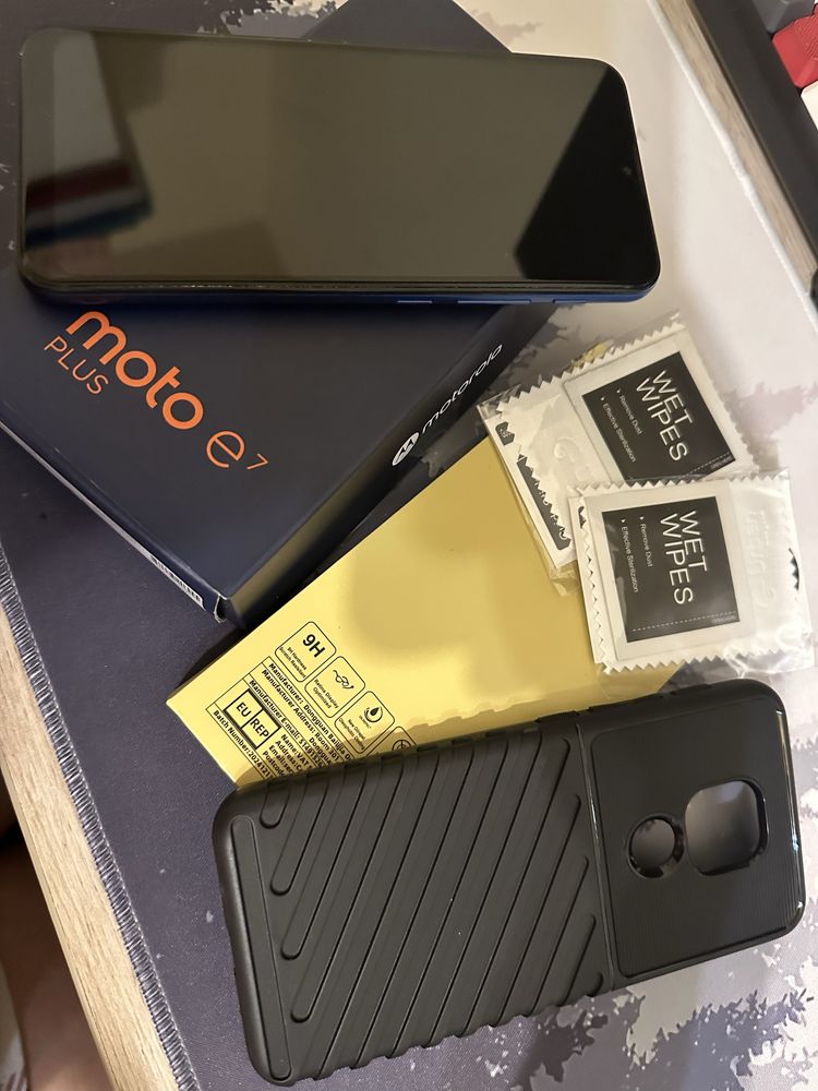 Vând Motorola E7 Plus NEGOCIABIL
