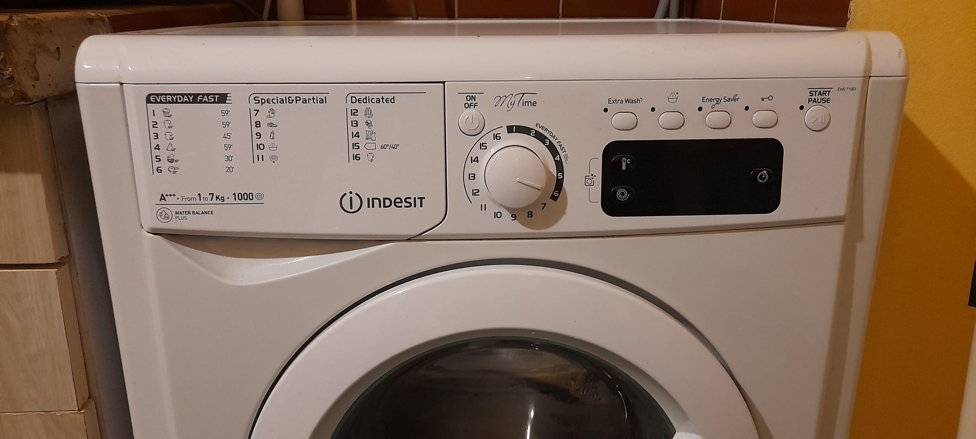 Пералня Indesit EWE 71083 W EU A+++ 7.0 kg 1000 oб/minИНВЕРТОРЕН МОТОР