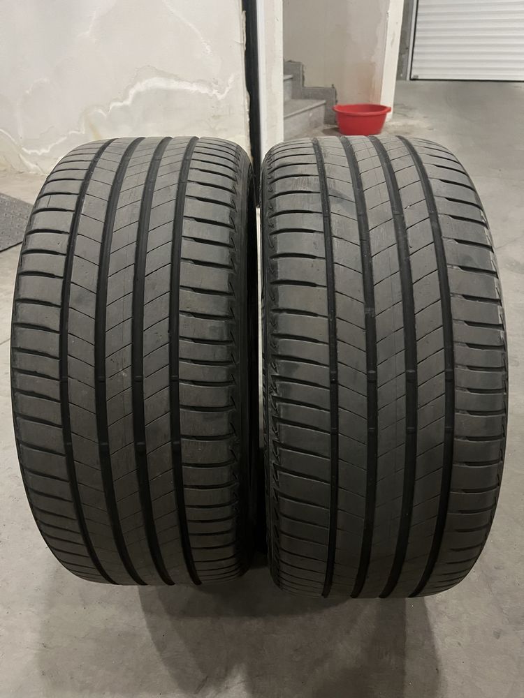 2бр. ГУМИ "BRIDGESTONE" 245/40/19