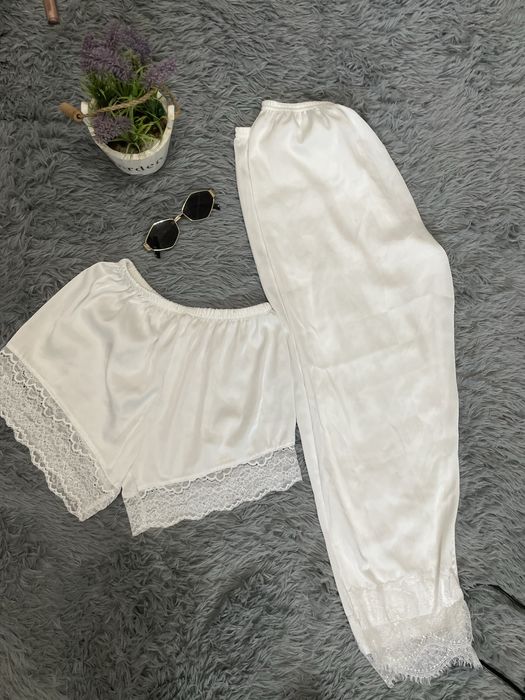 Домашняя одежда . Пижамки , халатик. Дешево ! Хс-с