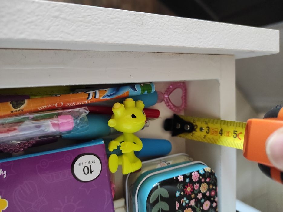 Piesa de mobilier mica / noptiera inalta