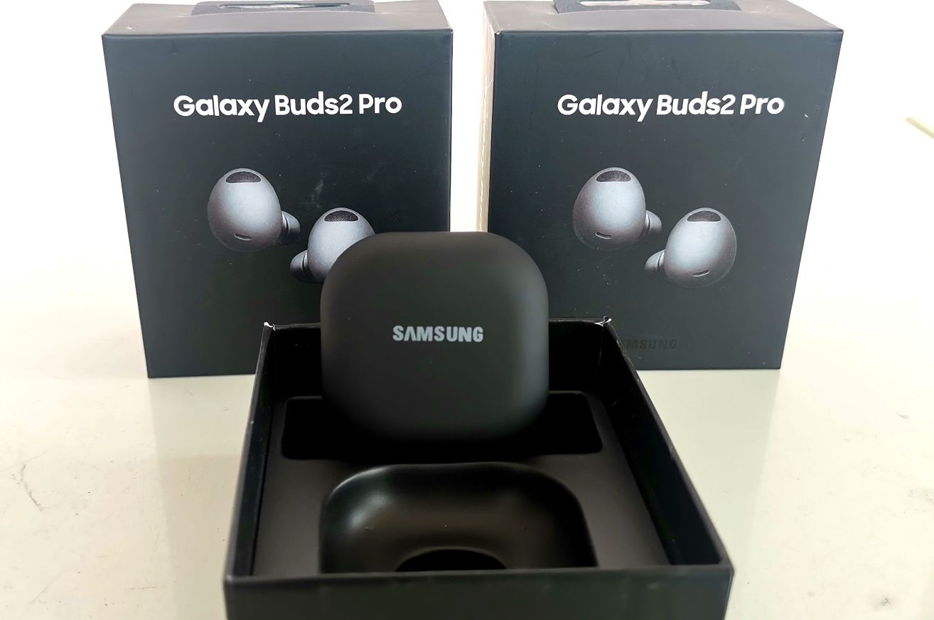 Casti wireless tip Samsung Galaxy Buds 2 Bluetooth 5.2