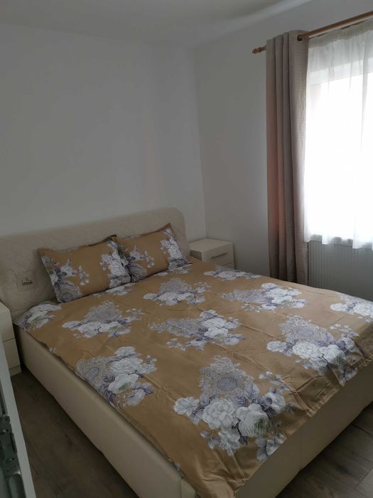 Vând apartament doua camere, 54 mp, zona, Lidl.