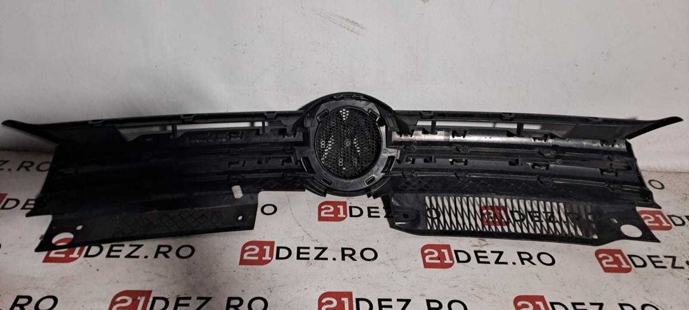 Grila radiator VW Golf 6 originala , completa cu emblema