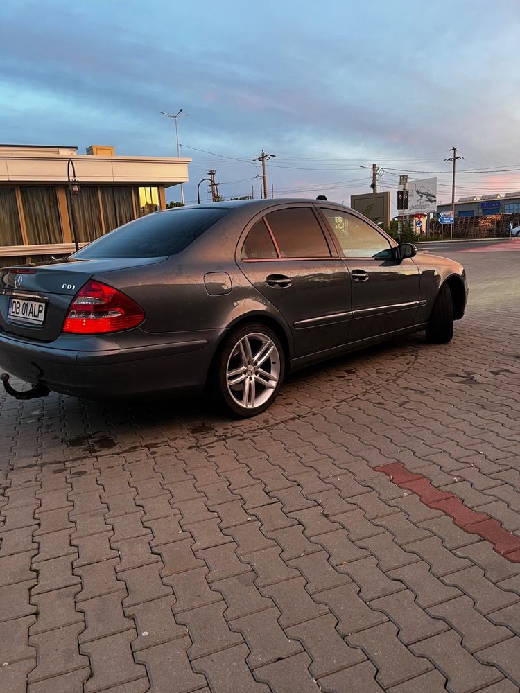 Mercedes-benz e220 CDI