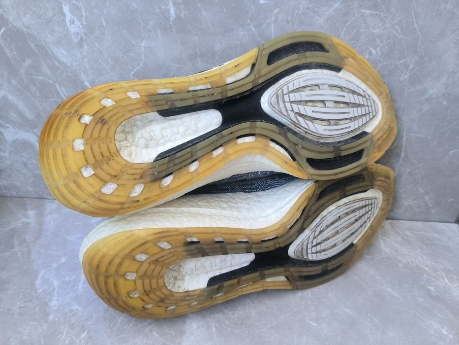 Adidas Ultraboost 21 номер 46