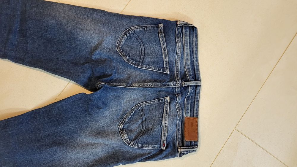 Blugi dama Tommy Hilfiger marime 28/32