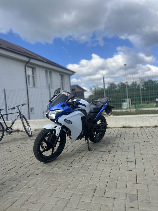 Vand honda cbr 125