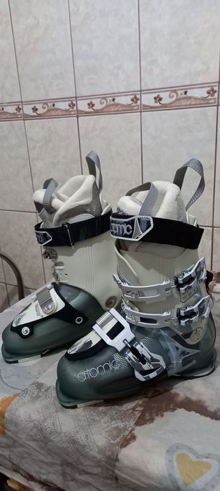 Clăpari ski Atomic Waymaker 80 
Proiectate pentru schior