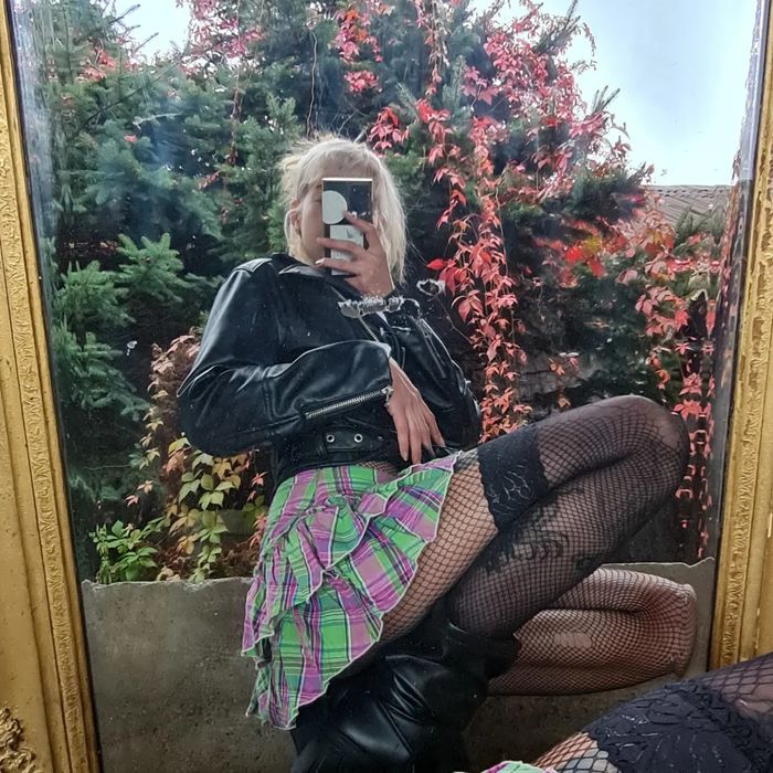 Fusta scurta in carouri