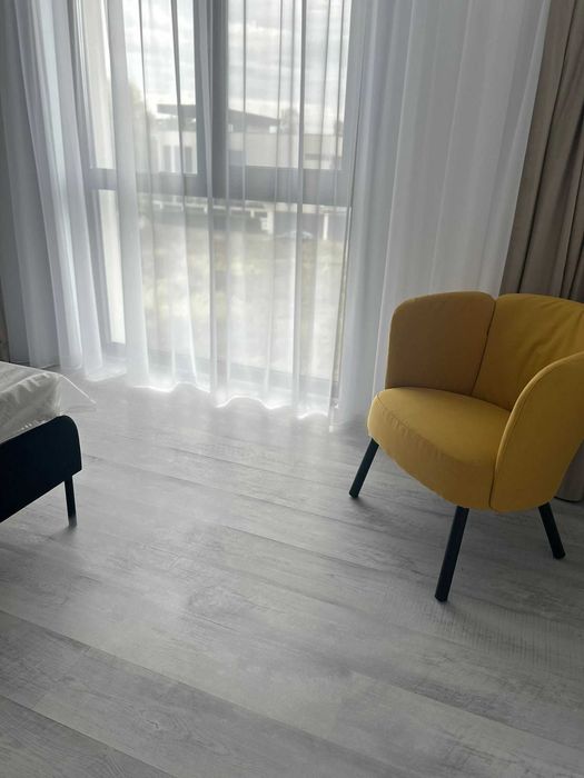 Apartament 3 camere spatios si luminos - Sisesti
