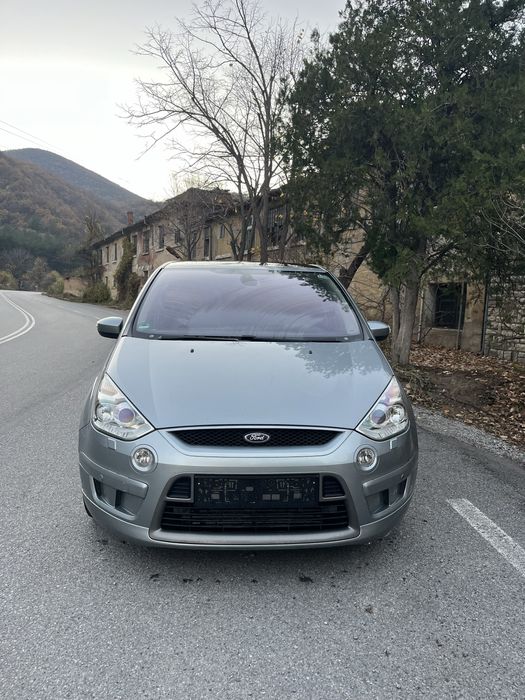 Ford s max 2.2 175к много добро състояние