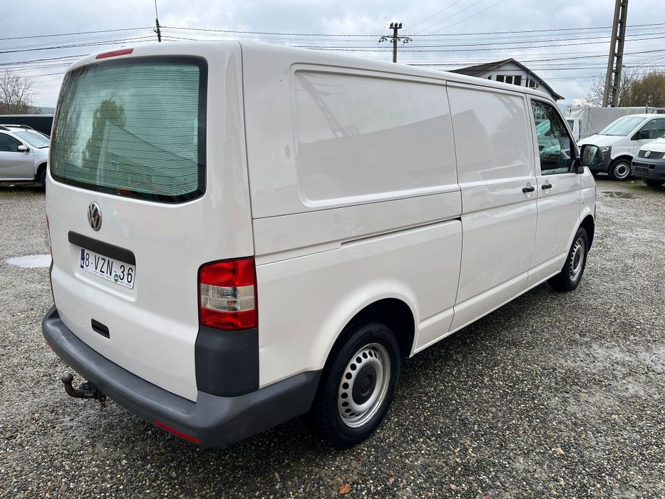 Volkswagen Transporter T5 2.0 TDI, an 2013, 140 CP, model lung