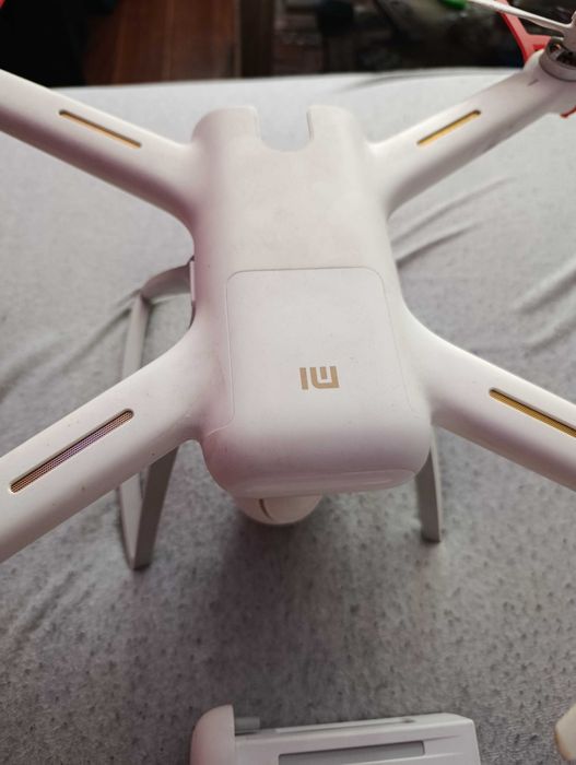 Дрон Xiaomi Mi 4k