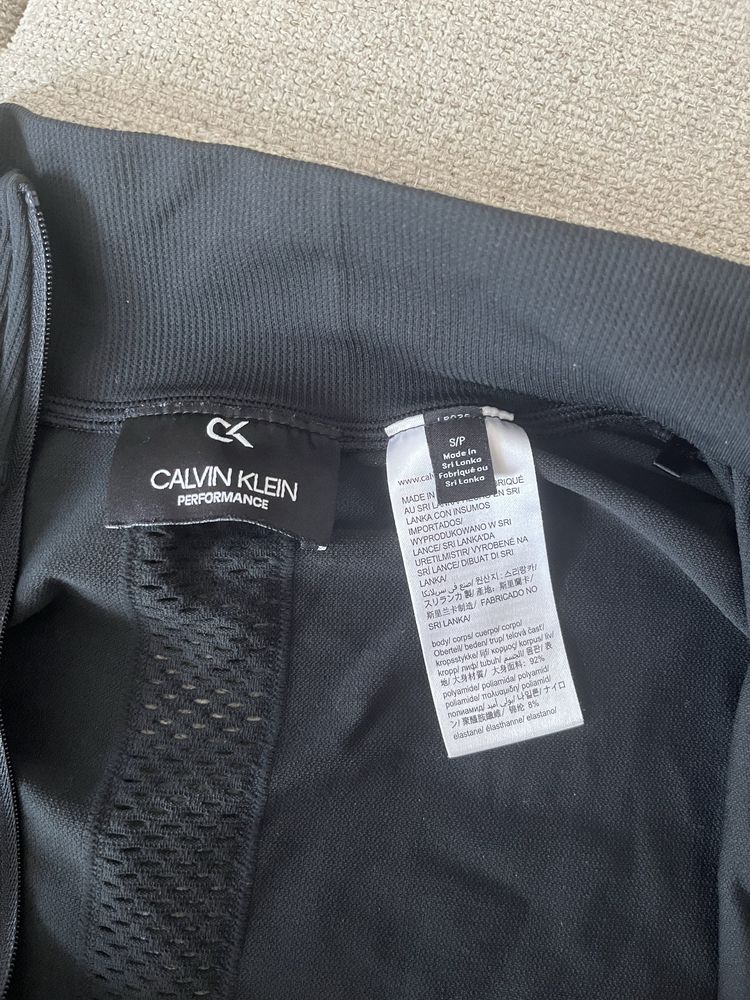 Горница Calvin Klein
