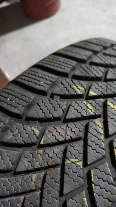 Зимни гуми-Bridgestone