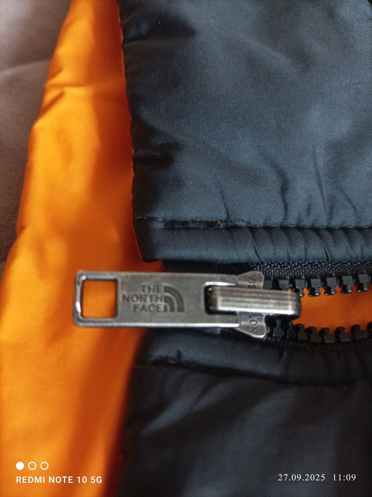 Преходно олекотено яке North Face