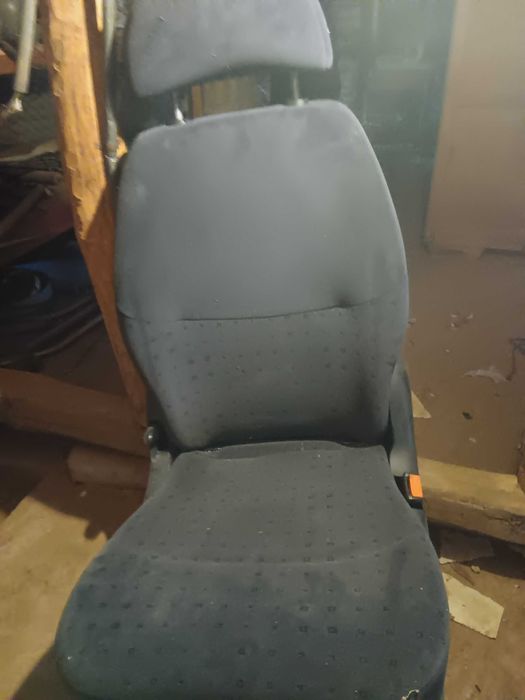 допълнителни седалки за Фолксваген Шаран