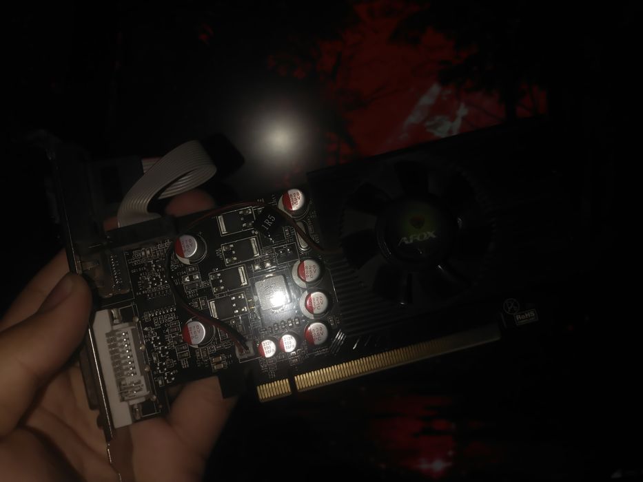 Видеокарта Nvidia GeForce AF210 (старая модель)