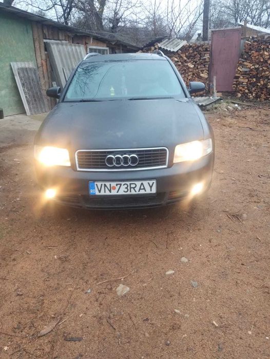 Vând Audi A4 B6, an 2003, motor 1.9 tdi.