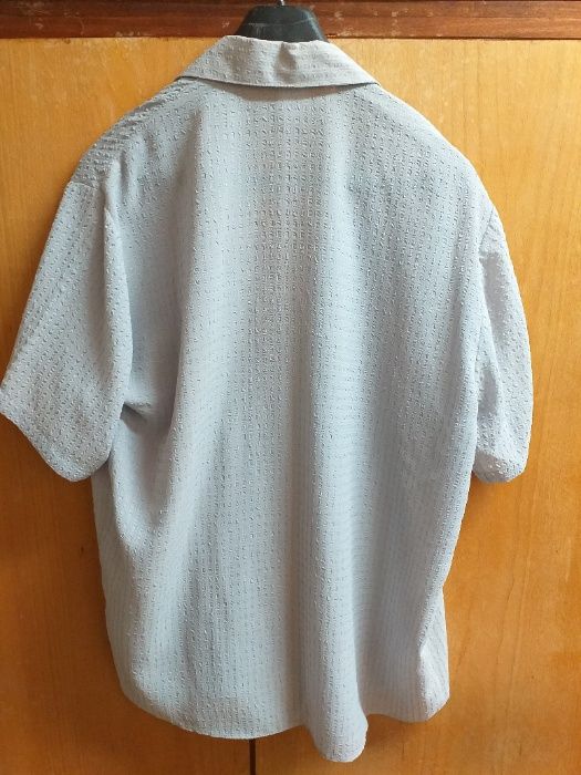 Мъжки ризи с къс ръкав