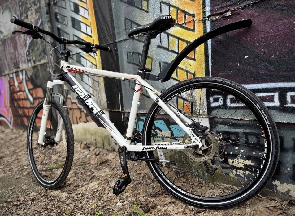 Bicicleta MTB Calibre TwoTwo White 26”/Frane Hidraulice/Rock Shox/WTB