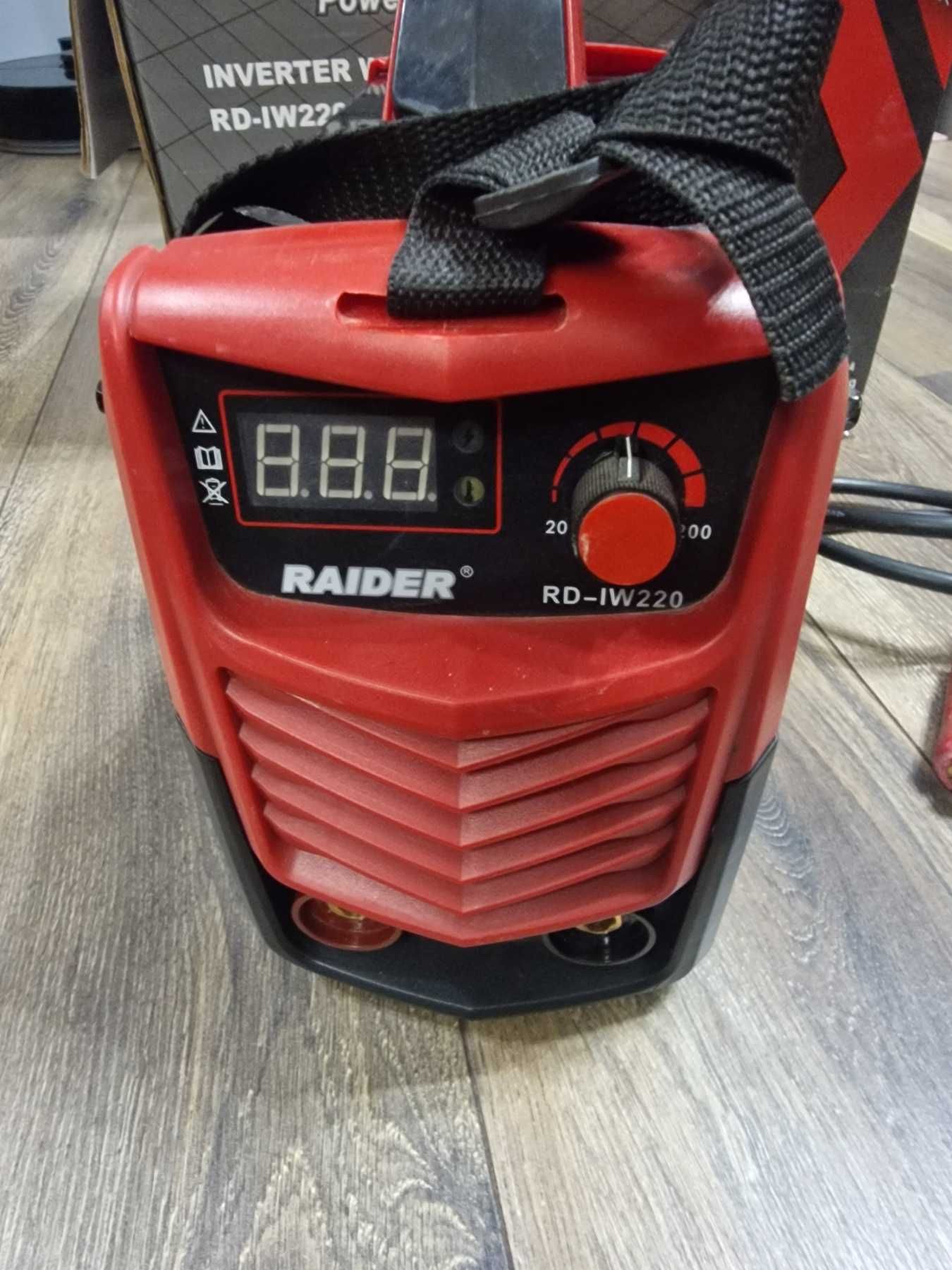 Инверторен електрожен Raider RD-IW220, 200 A, 1.5 - 4 мм