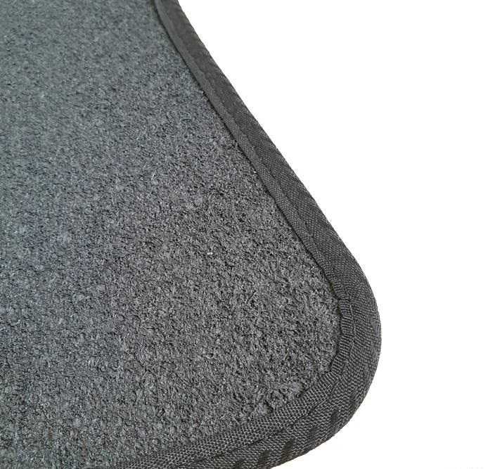 Мокетни стелки съвместими с Kia Sorento (2003-2009) 4 части