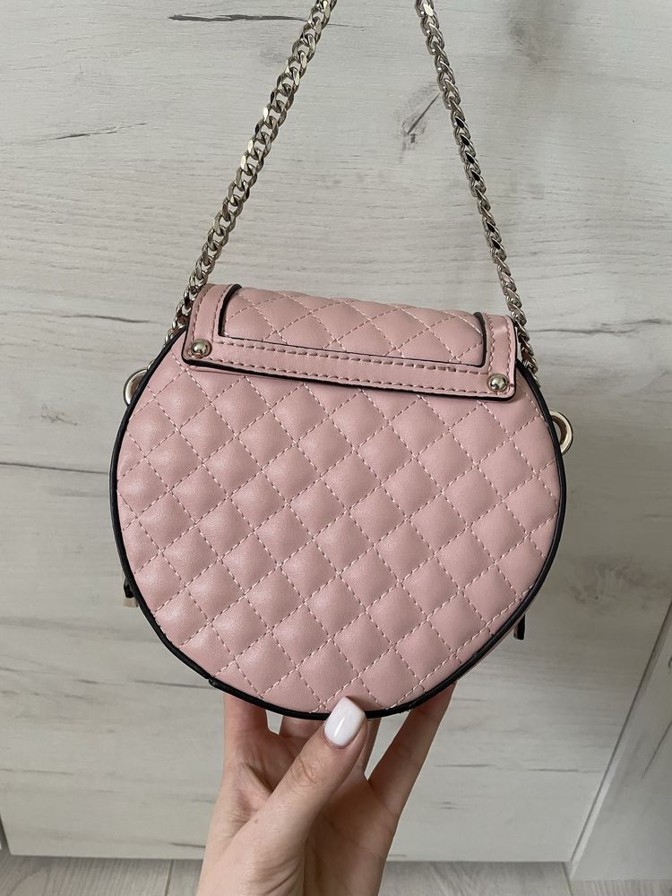 Geanta Guess mica