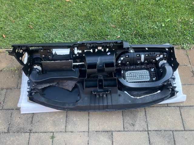 Vand plansa de bord  Mercedes EQA/GLA