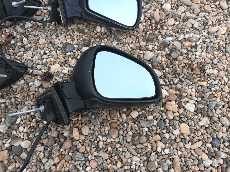 ляво и дясно огледало за пежо 407 PEUGEOT 407