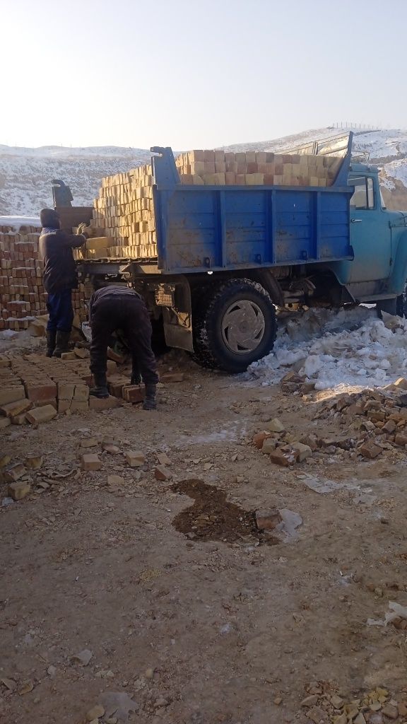 Доставка сыпучих материалов ЗИЛ