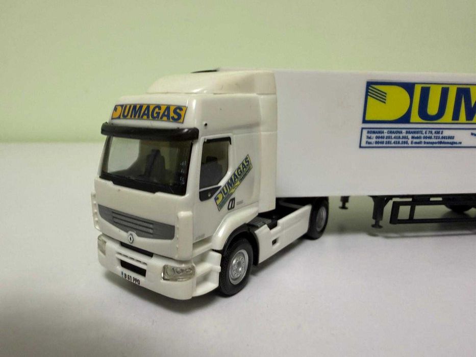 macheta scara 1:87, camion TIR Renault Premium Dumagas Herpa