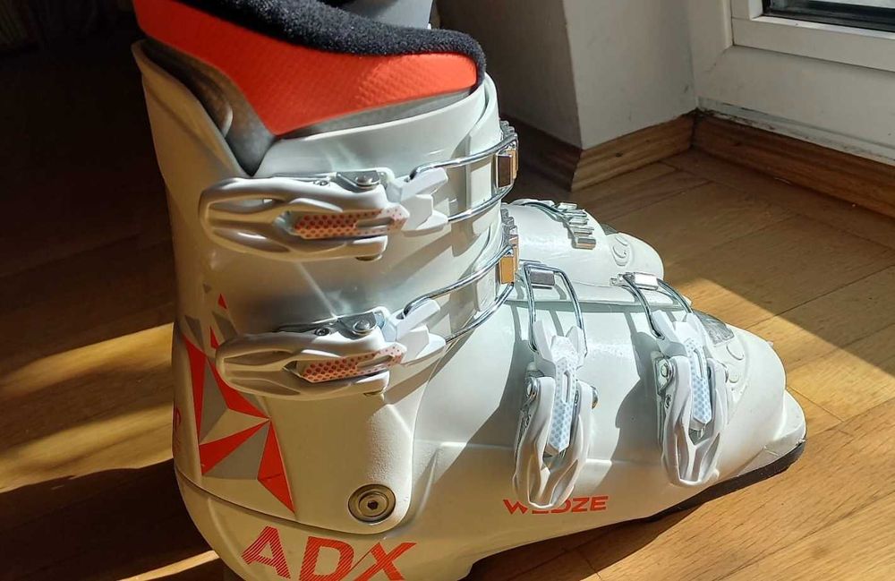 Clapari WEDZE copii marime 24-24.5