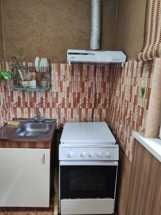 Продам 2 ком Юнусабад 15 квартал Ипо