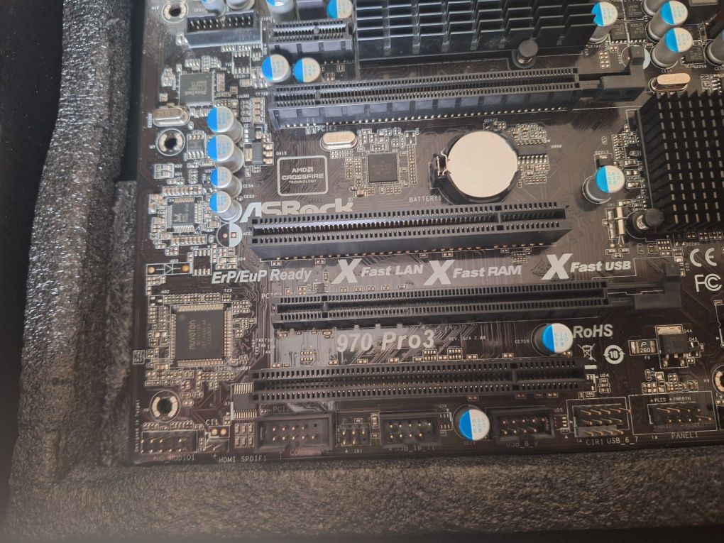 Дъно процесор и рам FX6300 AM3