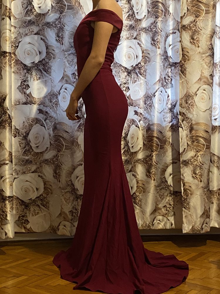 Rochie elegantă rosie