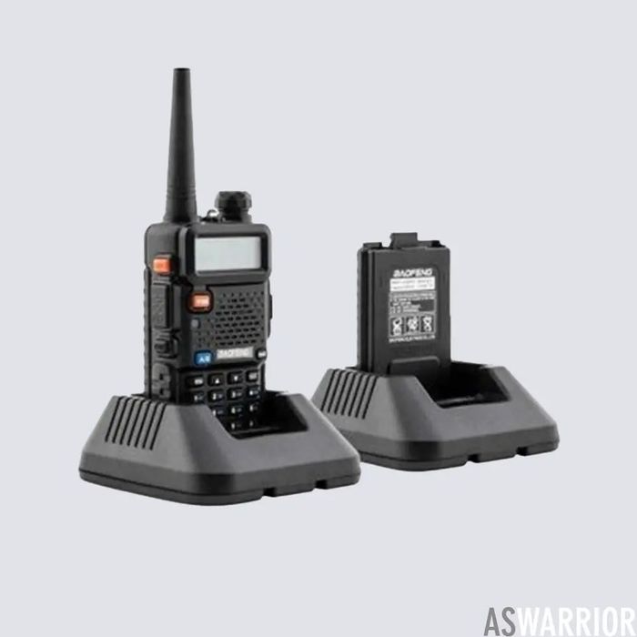 Statie radio portabila Baofeng UV-5R, putere emisie 8W,negru,sigilat