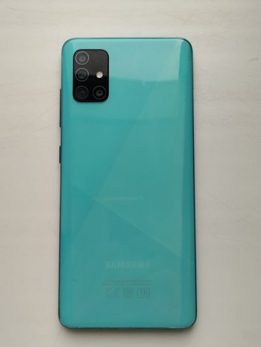 Смартфон/Телефон Samsung Galaxy A51 (не работает)